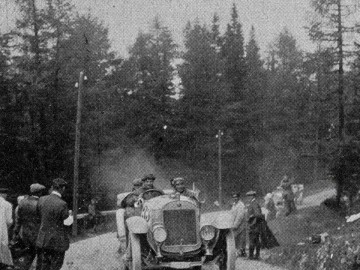 Odkrywca Marleny Dietrich za kierownicą pojazdu Laurin & Klement